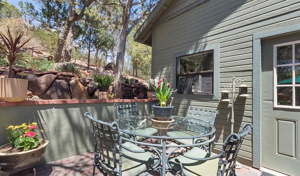 [PATIO]