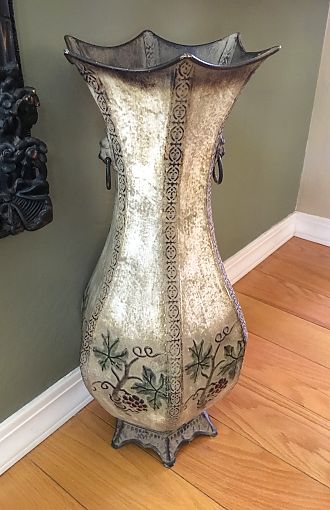 [VASE]